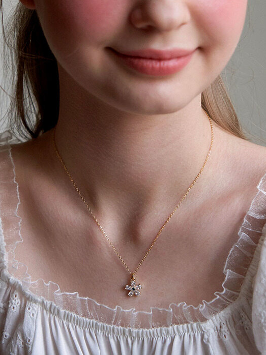 daily cubic flower necklace(3 color,925 silver chain)