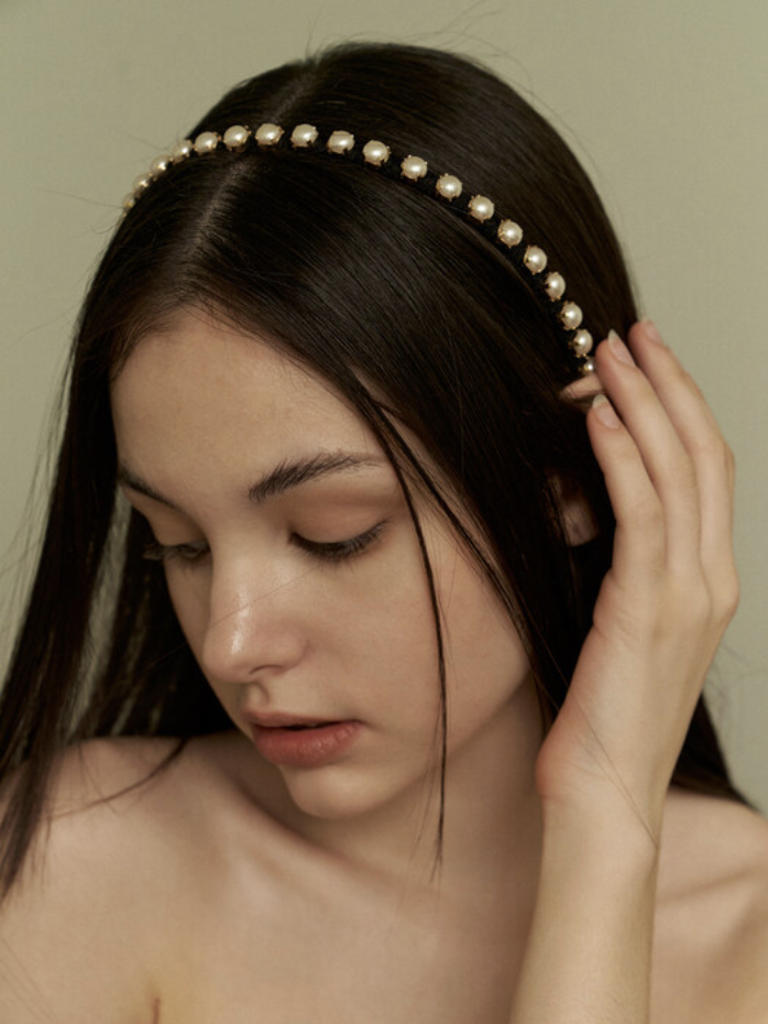middle pearl headband